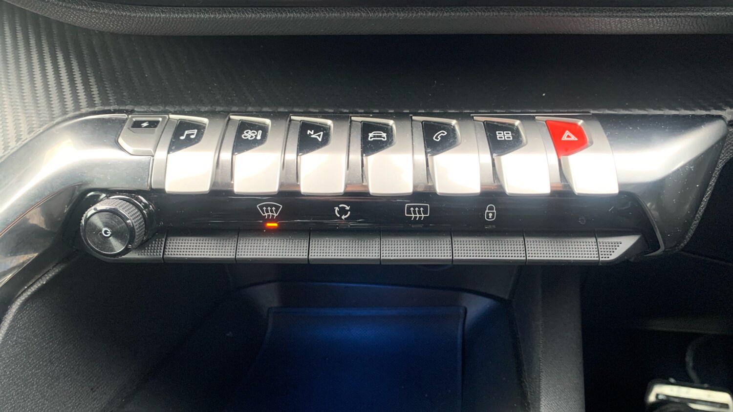 Used Peugeot 3008 2024 for sale - 76490428: Photo 40