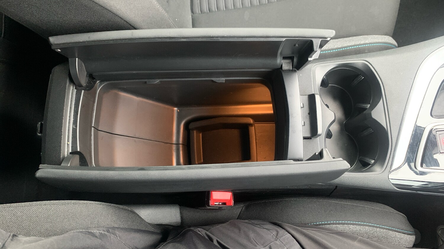 Used Peugeot 3008 2024 for sale - 76490428: Photo 41