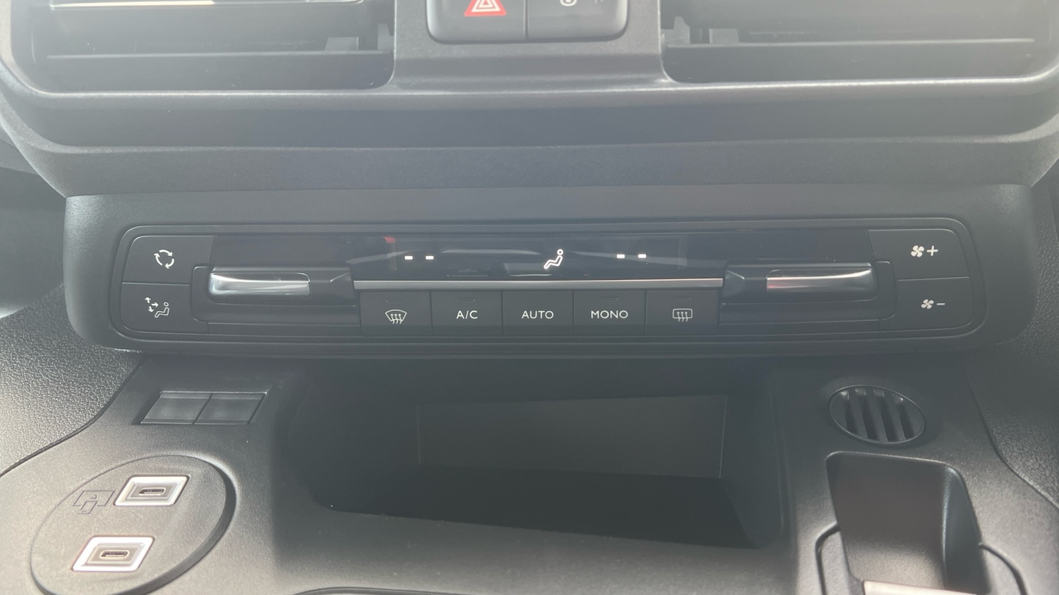 Used Peugeot Rifter 2025 for sale - 76580617: Photo 40