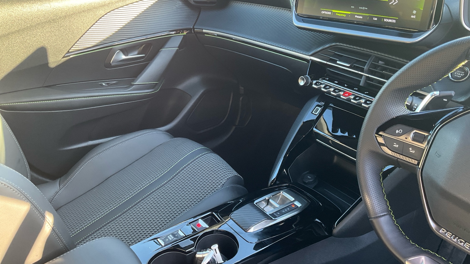 Used Peugeot 208 2024 for sale - 76580616: Photo 14