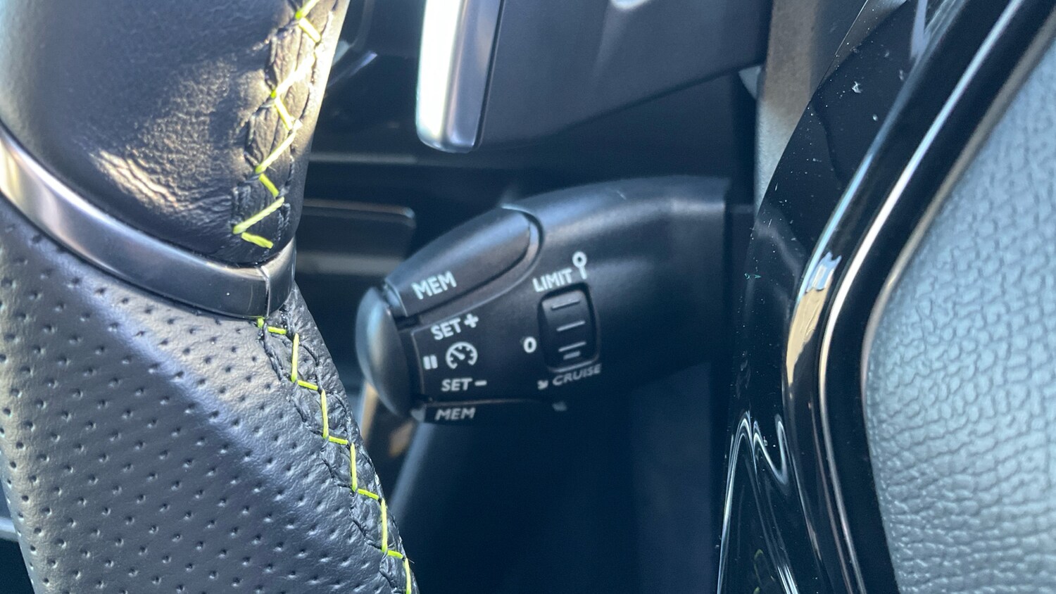 Used Peugeot 208 2024 for sale - 76580616: Photo 28