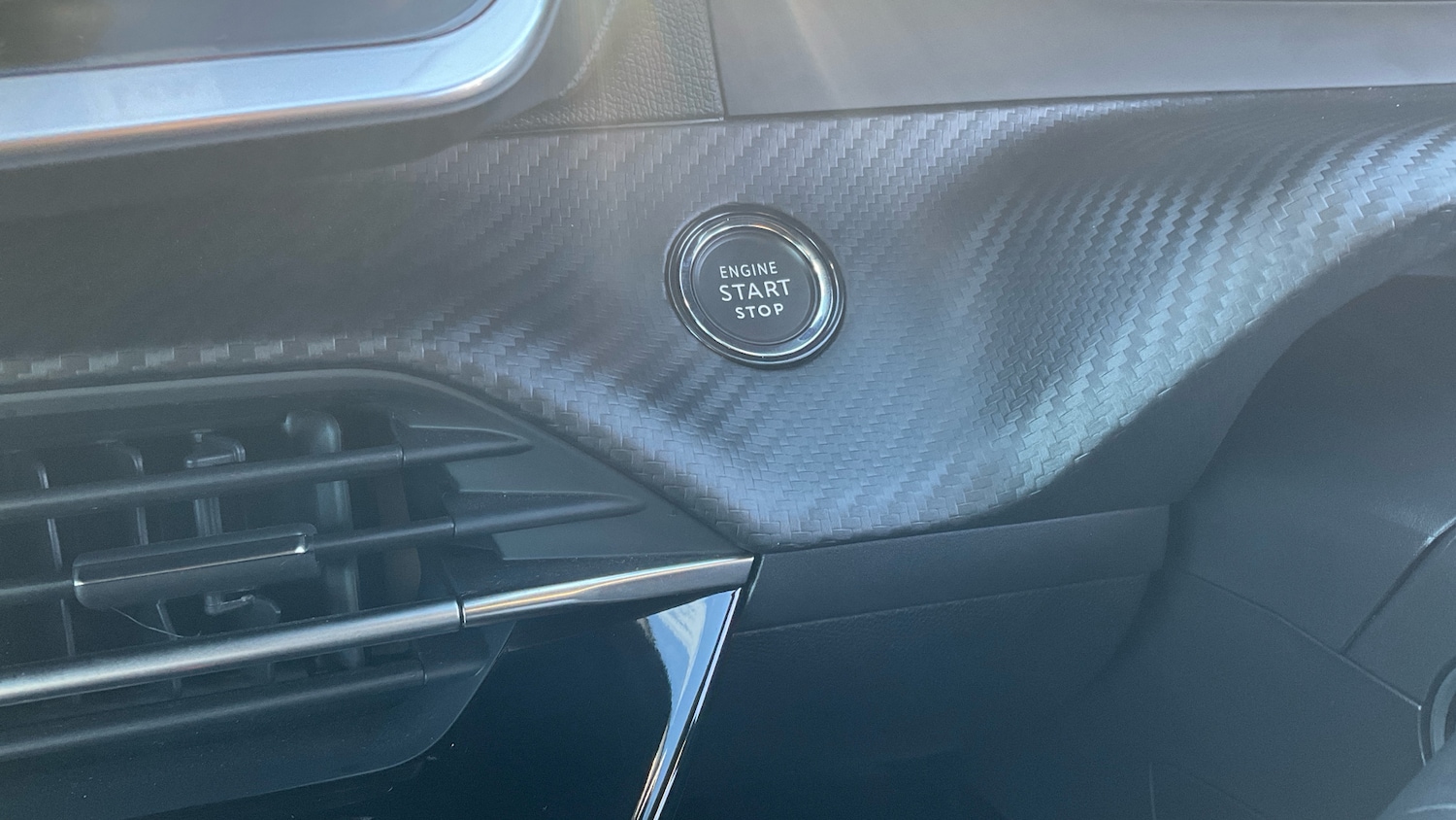 Used Peugeot 208 2024 for sale - 76580616: Photo 31