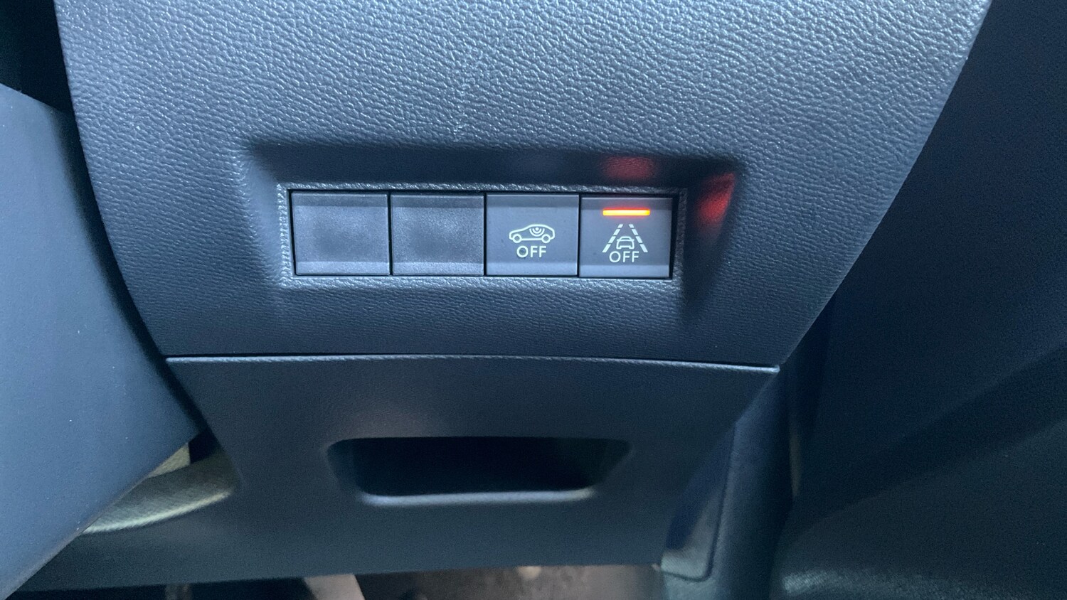 Used Peugeot 208 2024 for sale - 76580616: Photo 42