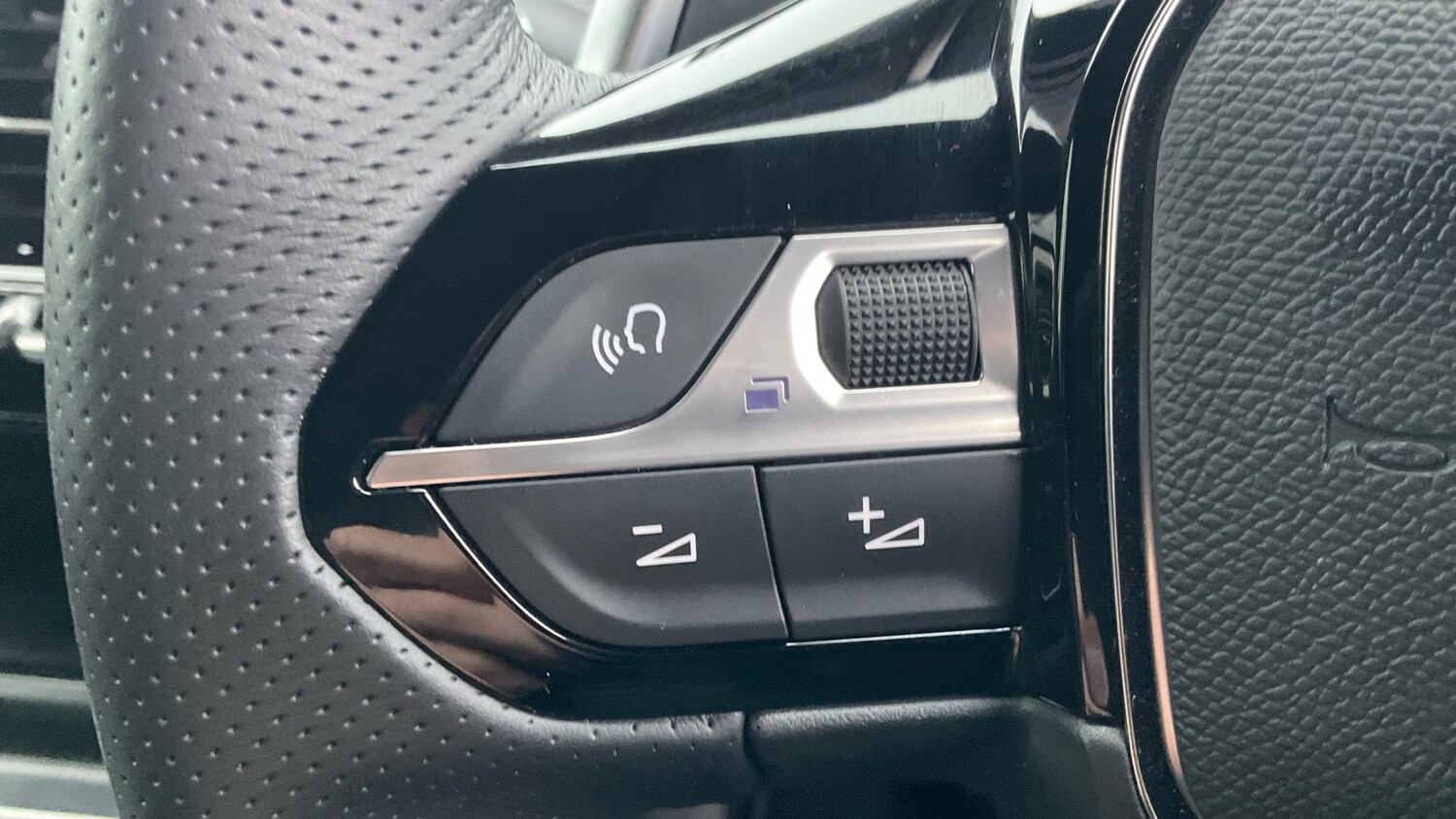 Used Peugeot 2008 2025 for sale - 77578693: Photo 33