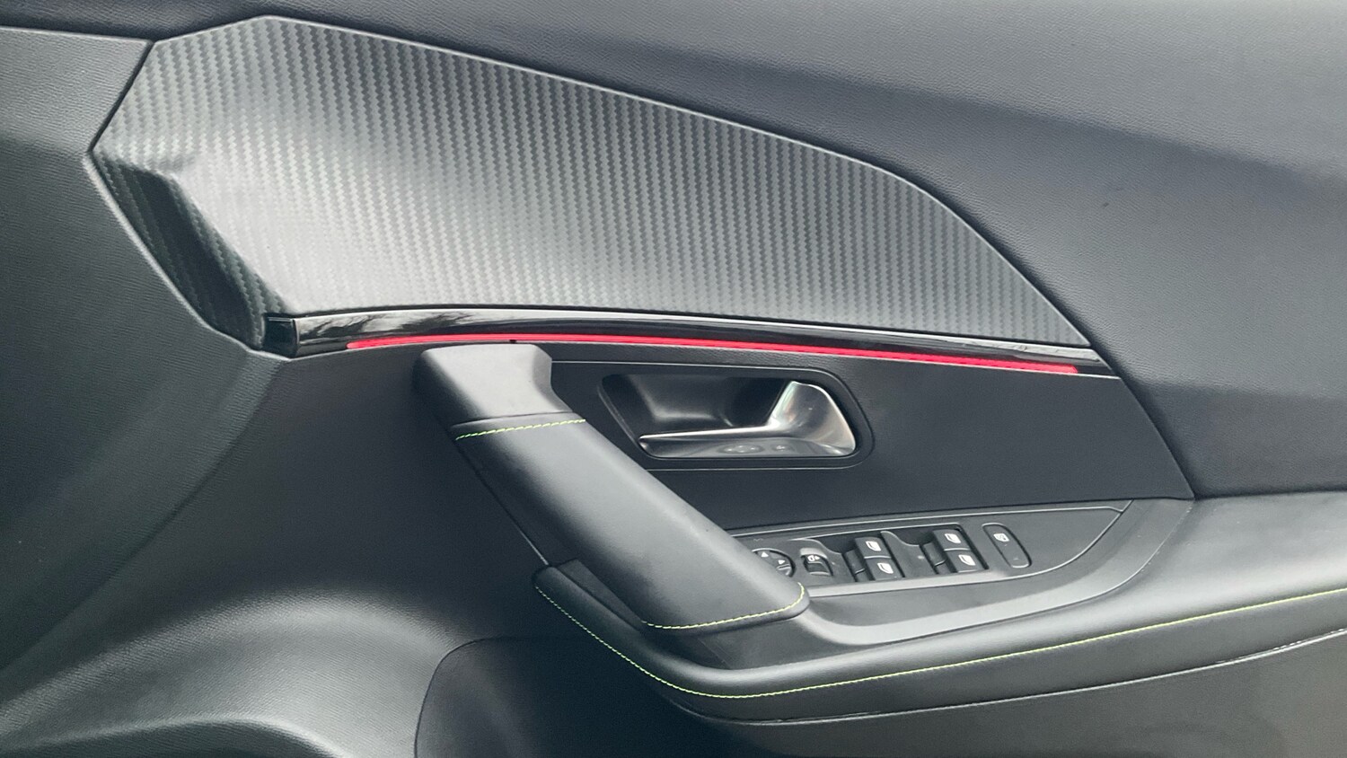 Used Peugeot 2008 2025 for sale - 77578693: Photo 39