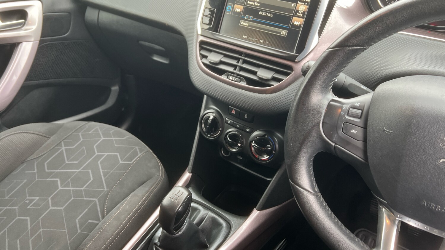 Used Peugeot 2008 2014 for sale - 77720958: Photo 14