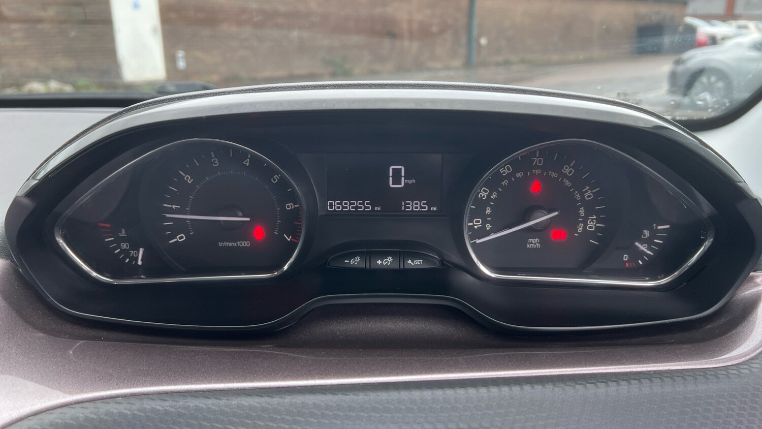 Used Peugeot 2008 2014 for sale - 77720958: Photo 18