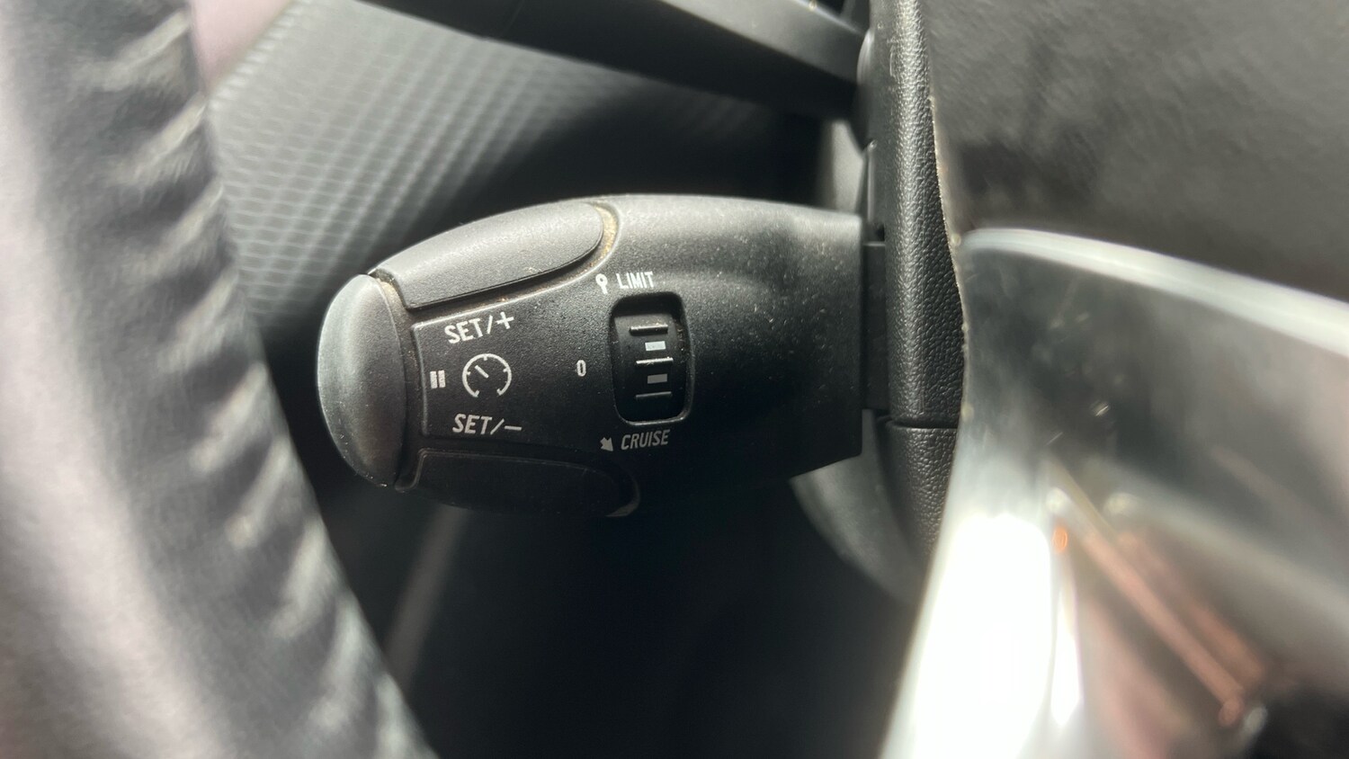 Used Peugeot 2008 2014 for sale - 77720958: Photo 27