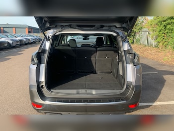 Used Peugeot 5008 2022 for sale - 78980930: Photo