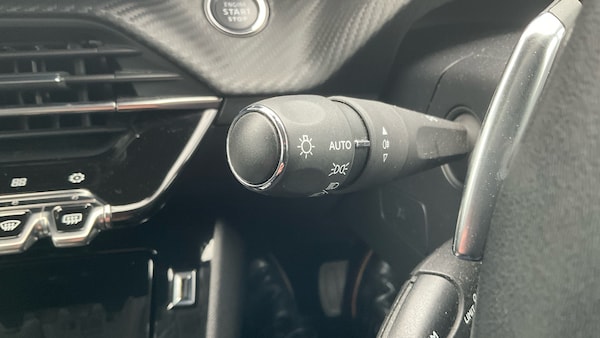 Used Peugeot 208 2020 for sale - 76233023: Photo 28