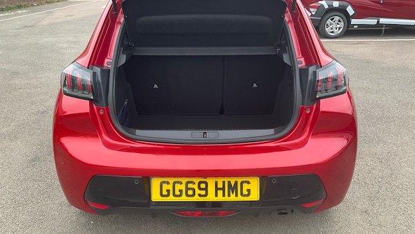 Used Peugeot 208 2020 for sale - 76233023: Photo 4