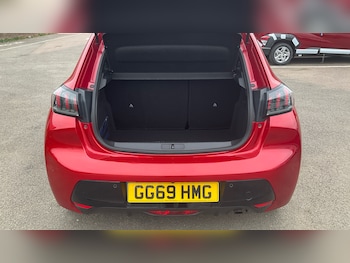 Used Peugeot 208 2020 for sale - 76233023: Photo 4