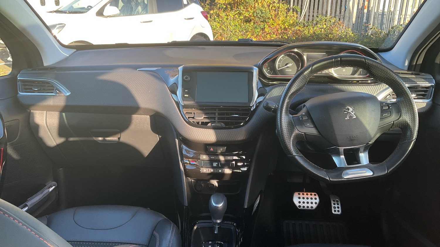 Used Peugeot 2008 2019 for sale - 76638551: Photo 10