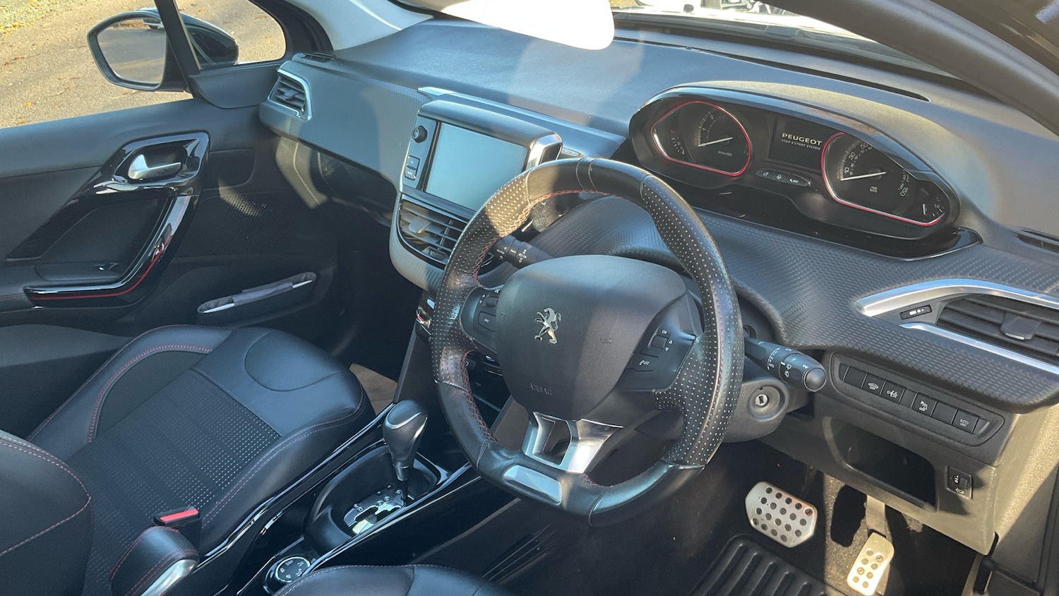 Used Peugeot 2008 2019 for sale - 76638551: Photo 11