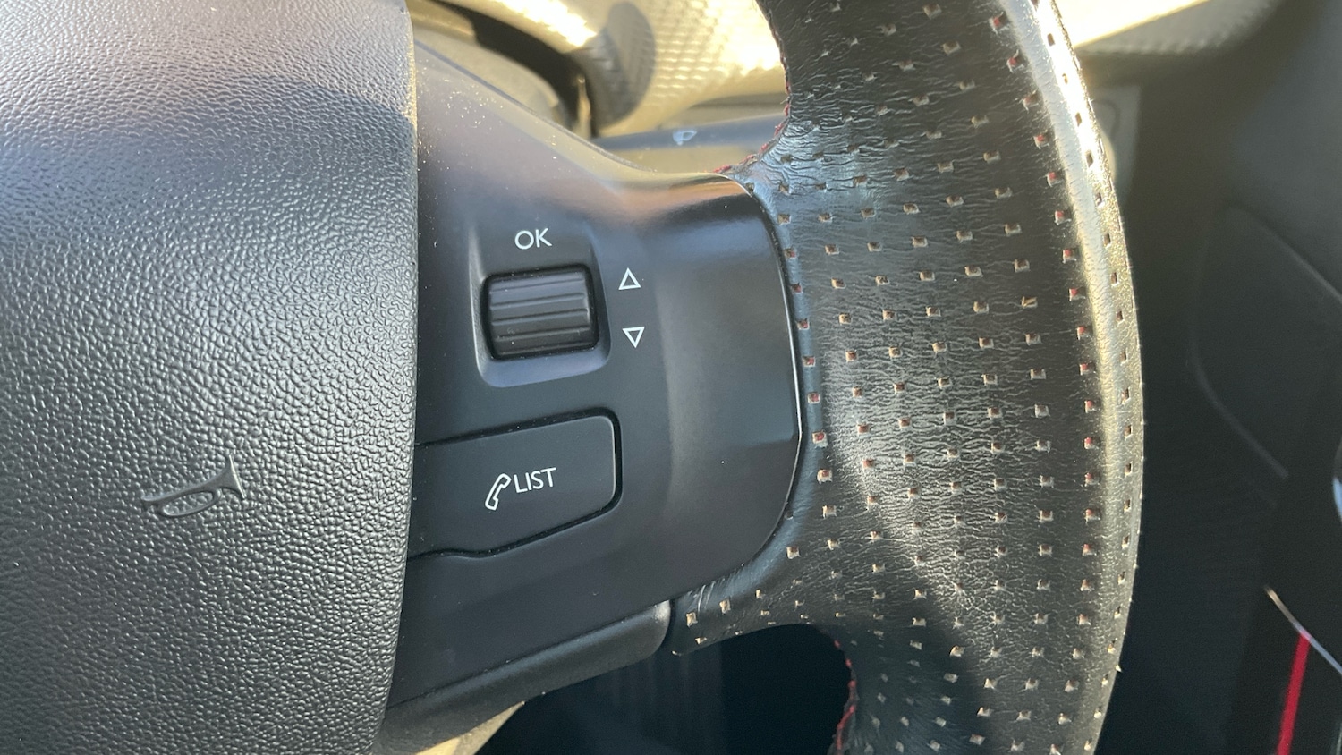 Used Peugeot 2008 2019 for sale - 76638551: Photo 23