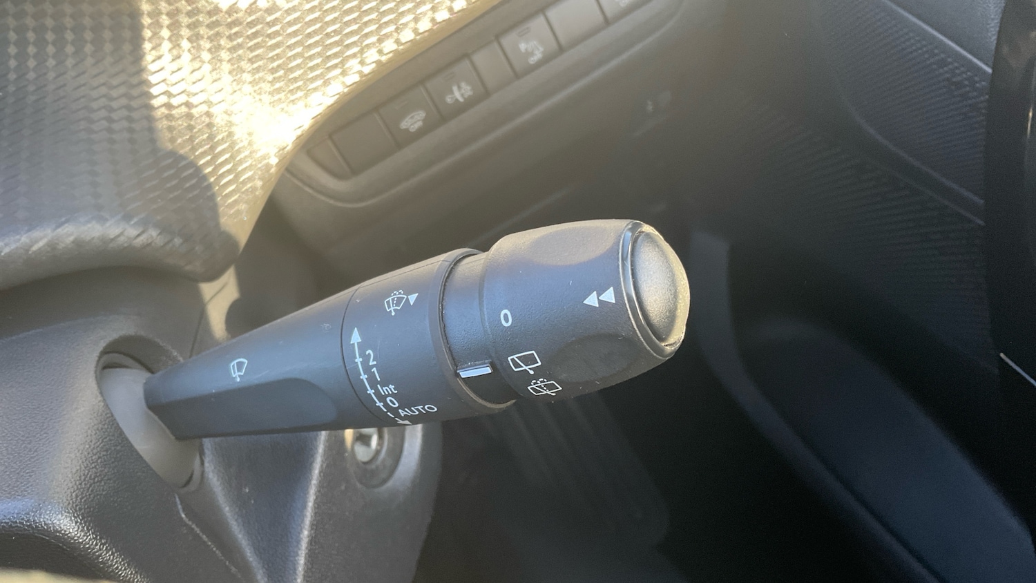 Used Peugeot 2008 2019 for sale - 76638551: Photo 25