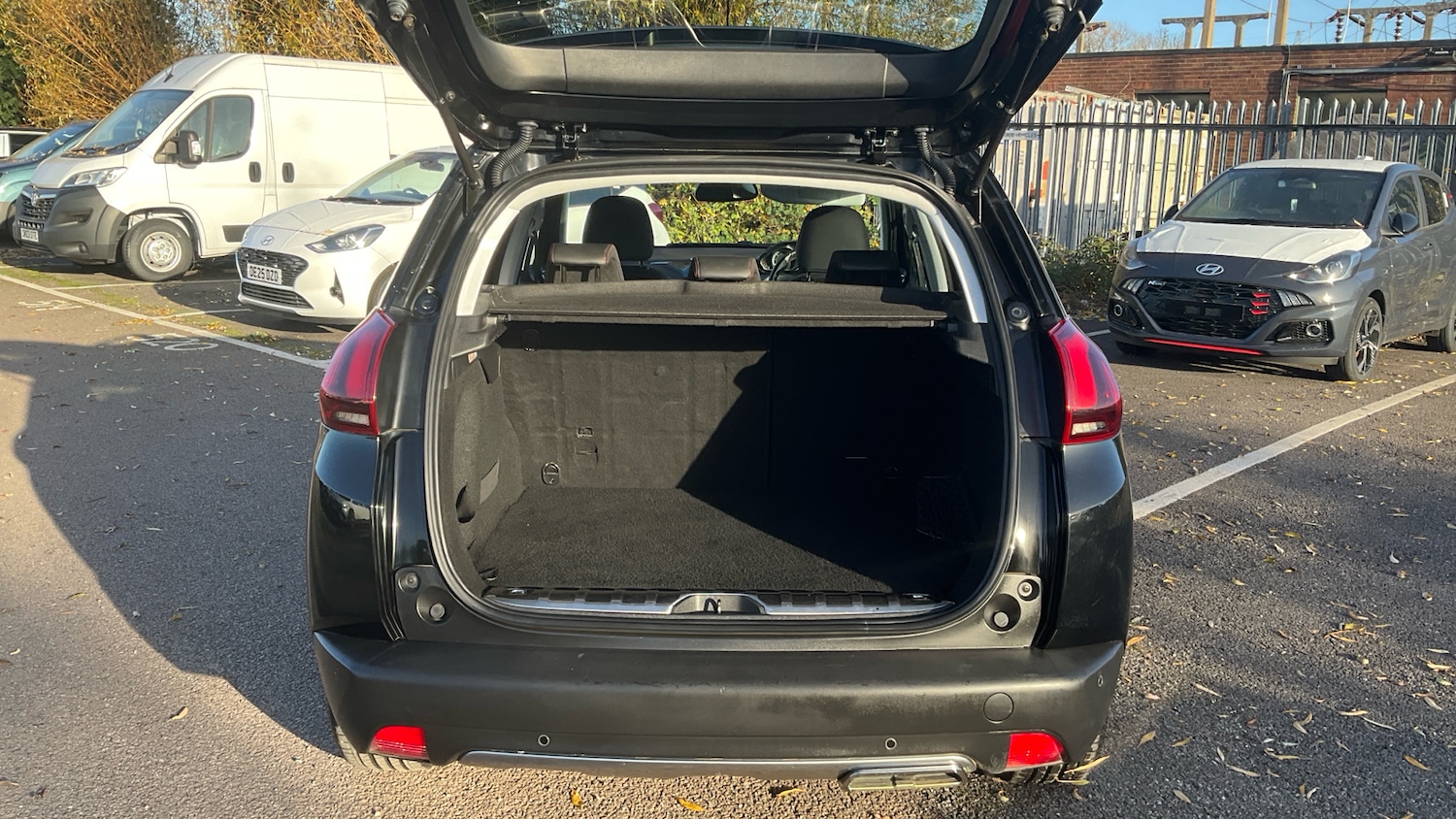 Used Peugeot 2008 2019 for sale - 76638551: Photo 4