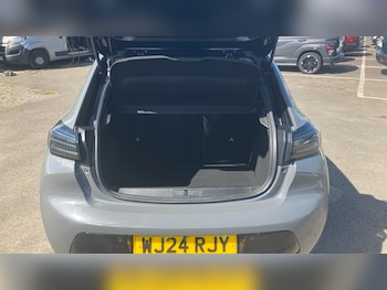 Used Peugeot 208 2024 for sale - 78885941: Photo