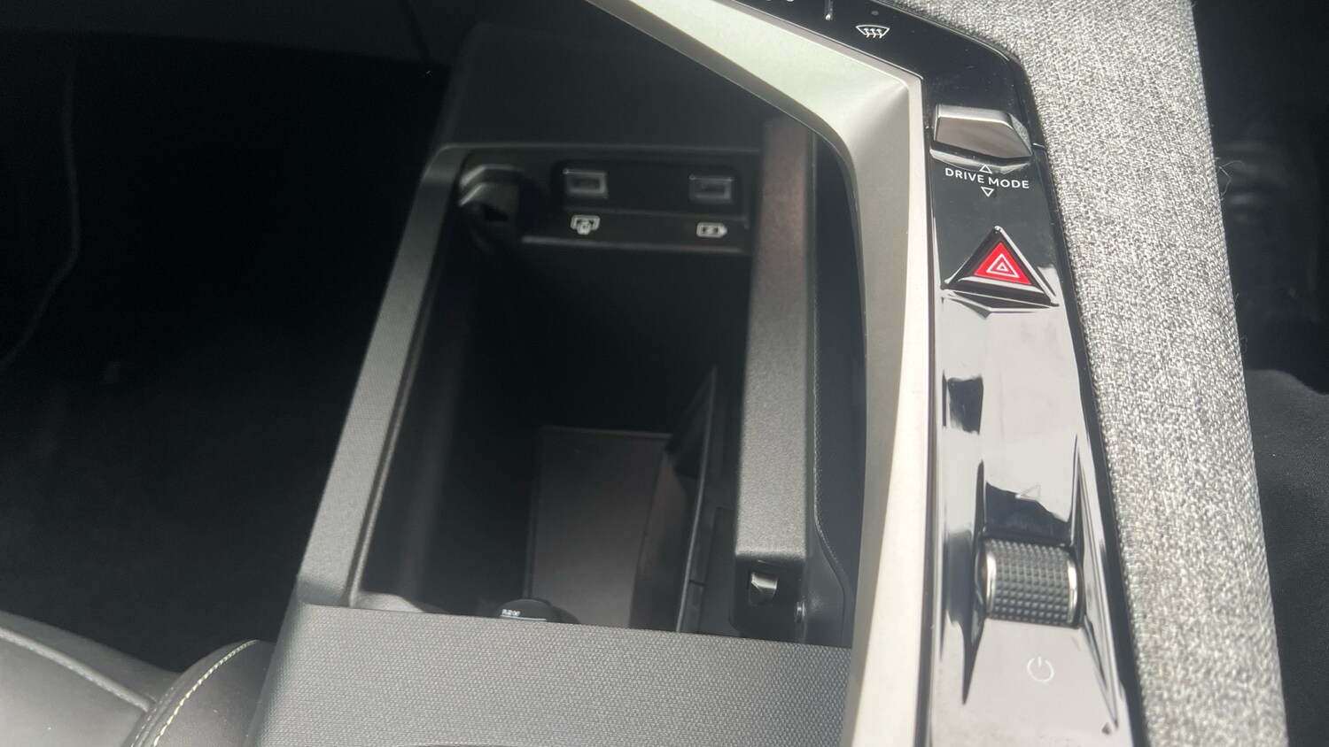 Used Peugeot 3008 2025 for sale - 76253128: Photo 34