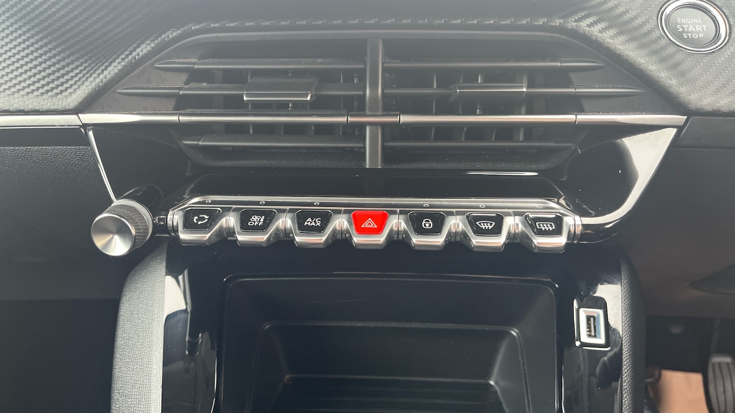 Used Peugeot 208 2022 for sale - 77363892: Photo 32