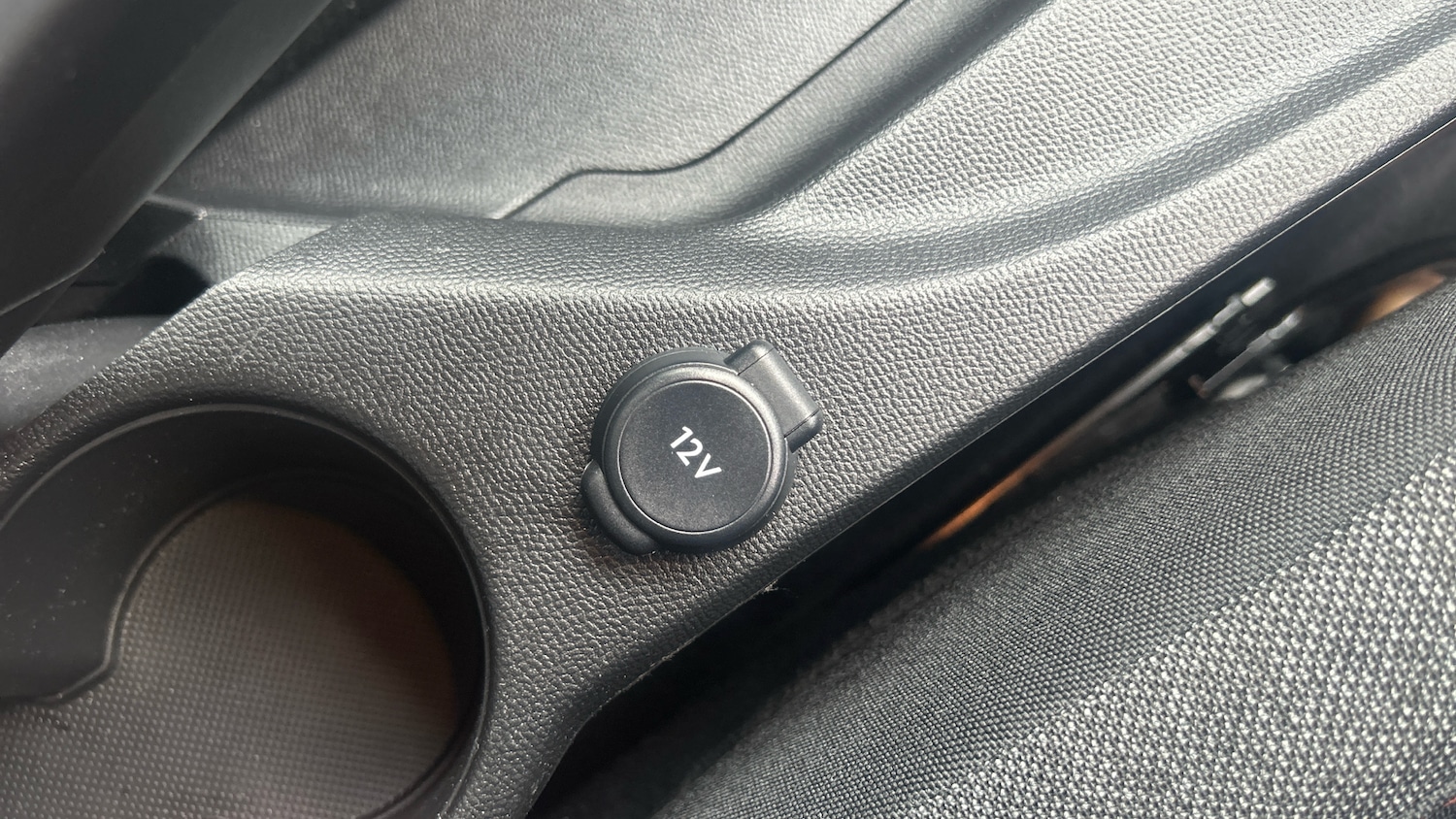 Used Peugeot 2008 2023 for sale - 76403163: Photo 19