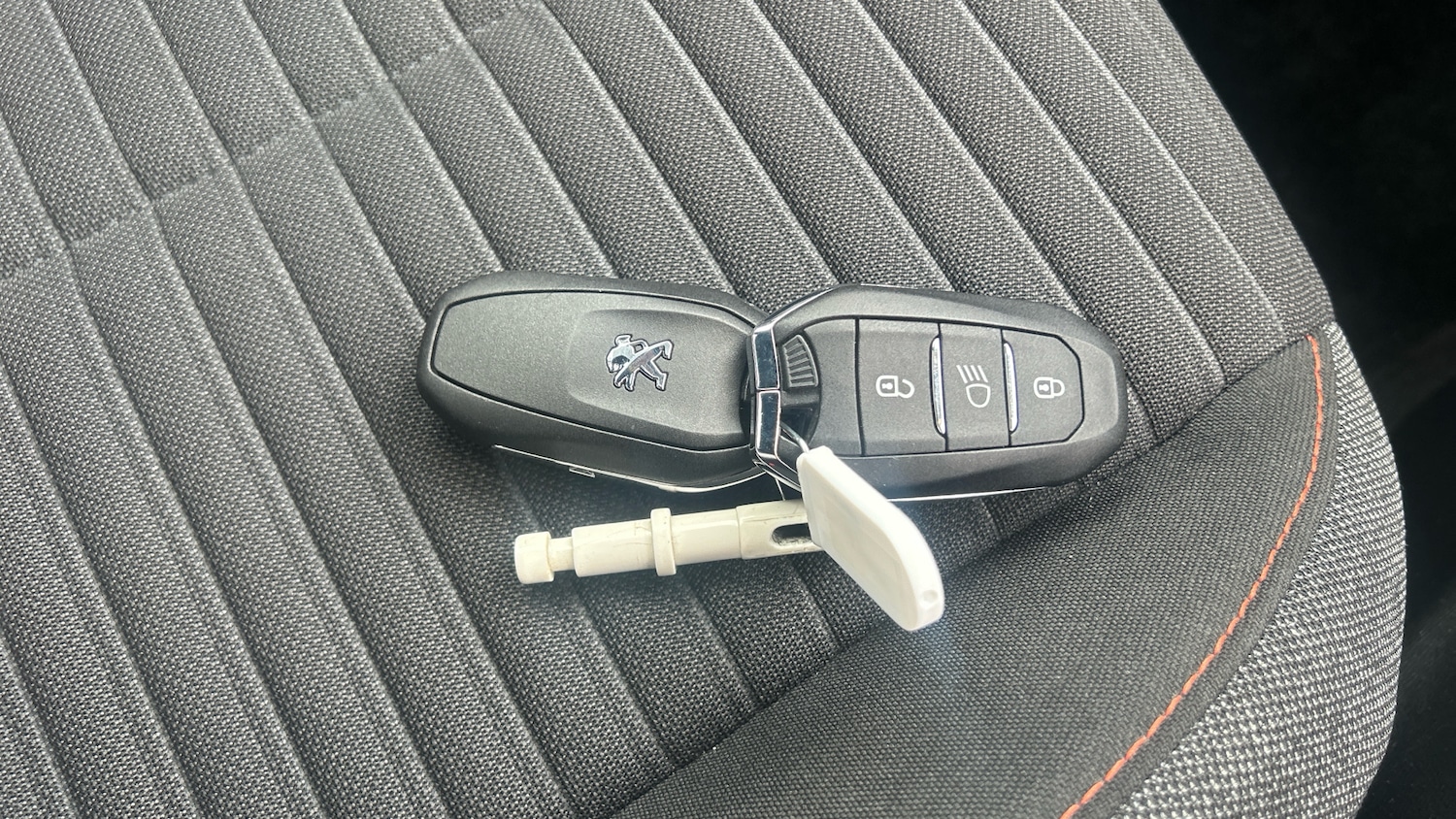 Used Peugeot 2008 2023 for sale - 76403163: Photo 20