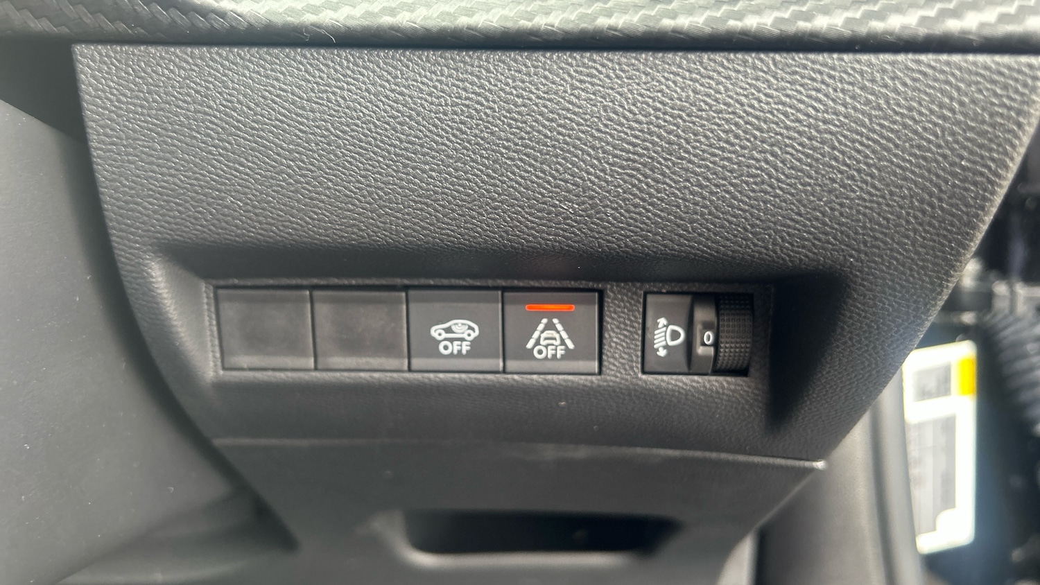 Used Peugeot 2008 2023 for sale - 76403163: Photo 23