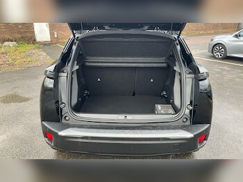 Used Peugeot 2008 2025 for sale - 77136113: Photo