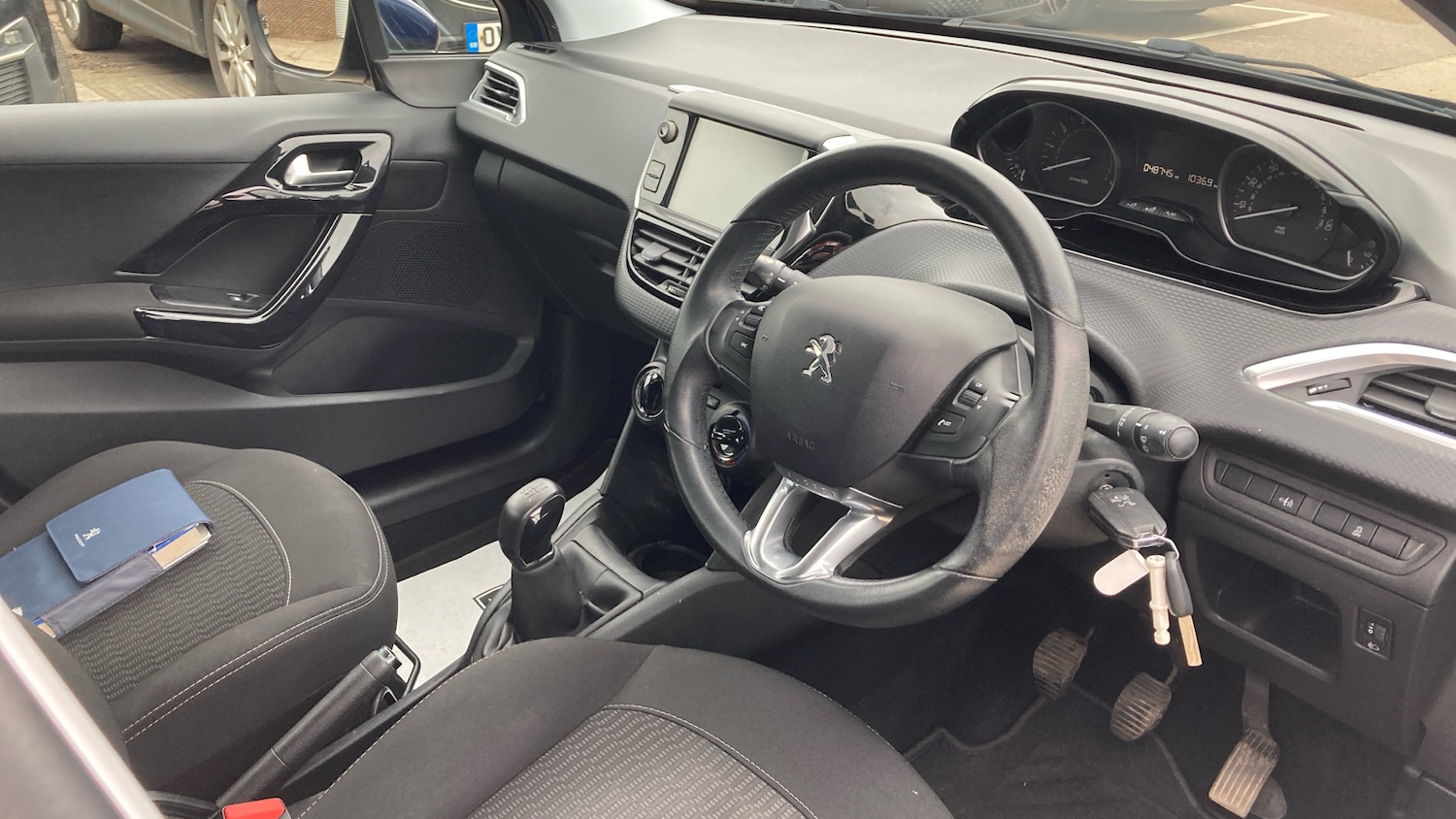 Used Peugeot 208 2017 for sale - 78145751: Photo 11