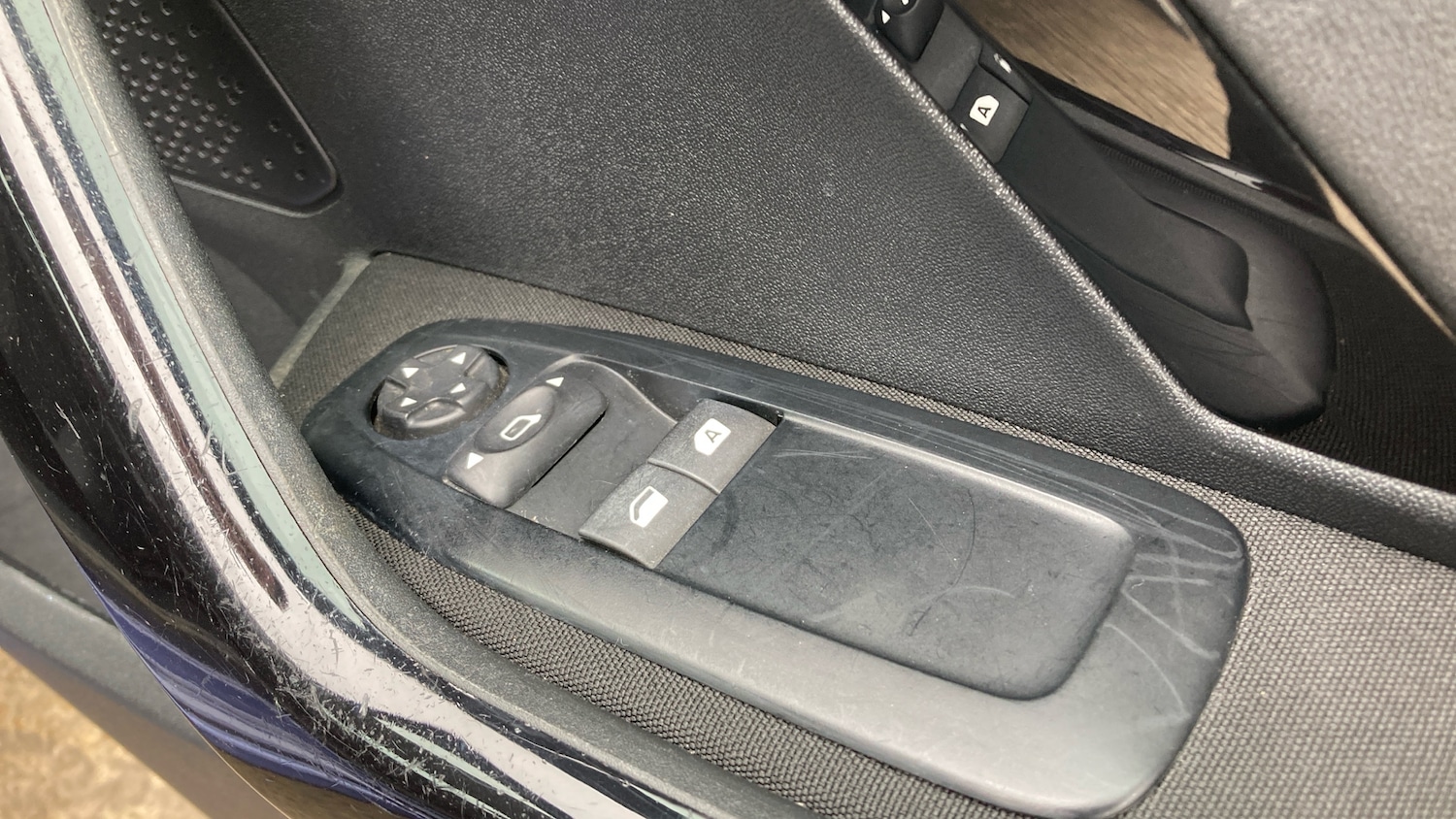 Used Peugeot 208 2017 for sale - 78145751: Photo 22