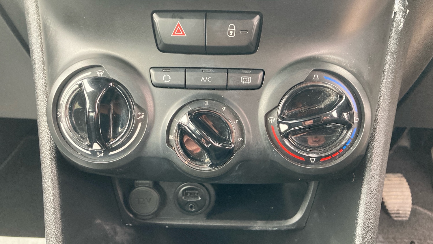 Used Peugeot 208 2017 for sale - 78145751: Photo 24