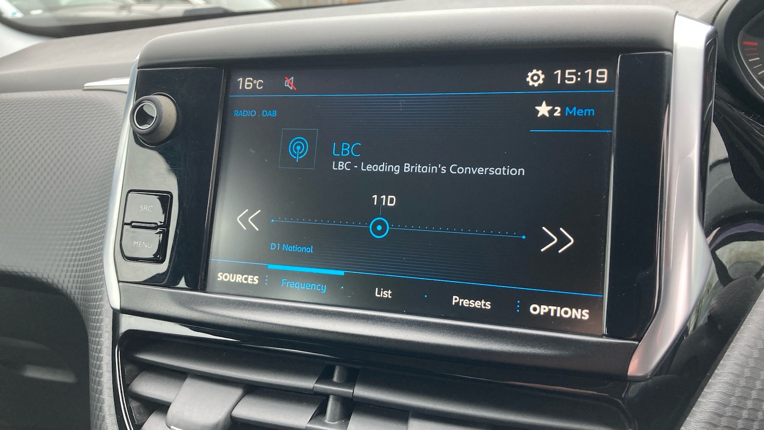 Used Peugeot 208 2017 for sale - 78145751: Photo 25