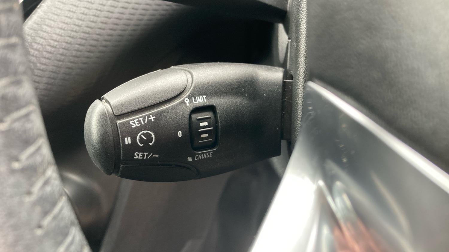 Used Peugeot 208 2017 for sale - 78145751: Photo 28