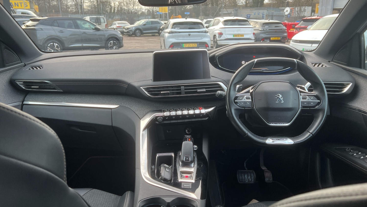 Used Peugeot 3008 2020 for sale - 77151034: Photo 10