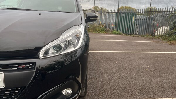 Used Peugeot 208 2018 for sale - 76193049: Photo 23