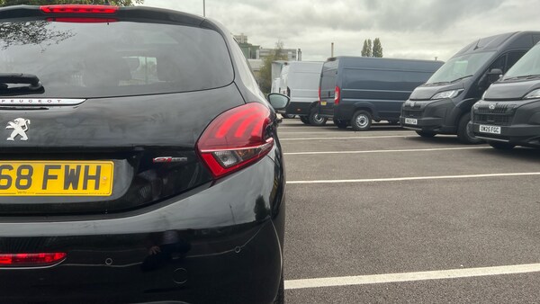 Used Peugeot 208 2018 for sale - 76193049: Photo 24