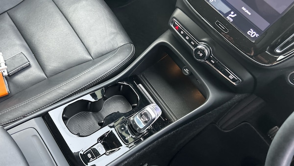 Used Volvo XC40 2020 for sale - 76231562: Photo 32
