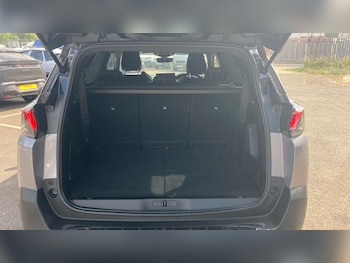 Used Peugeot 5008 2023 for sale - 79417658: Photo