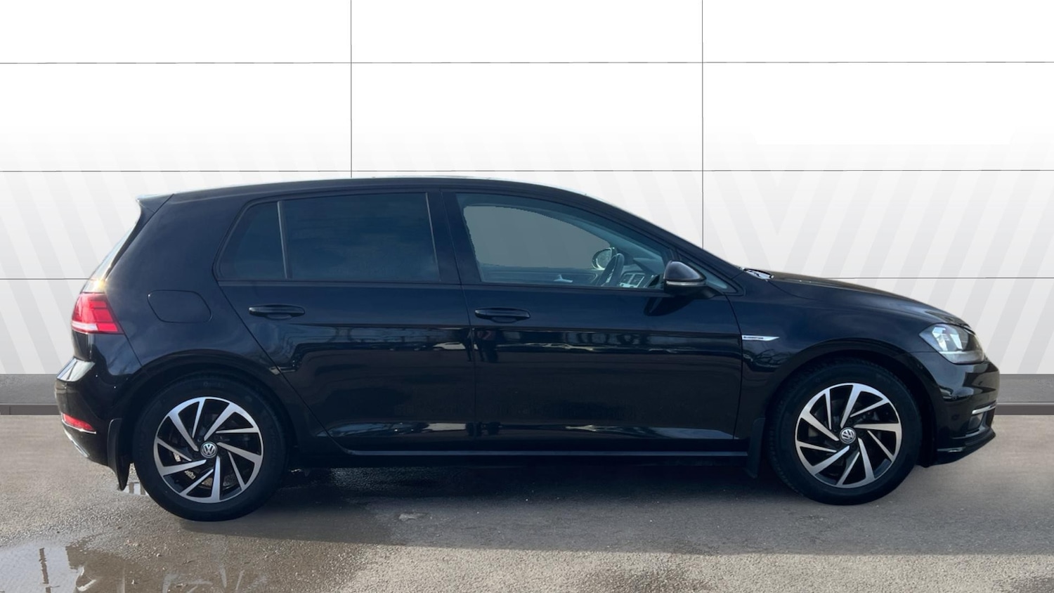 Used Volkswagen Golf 2019 for sale - 77678581: Photo 5