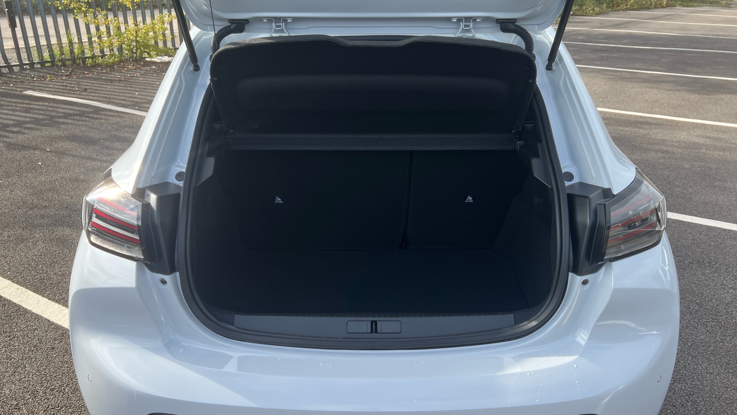 Used Peugeot 208 2025 for sale - 76219636: Photo 4