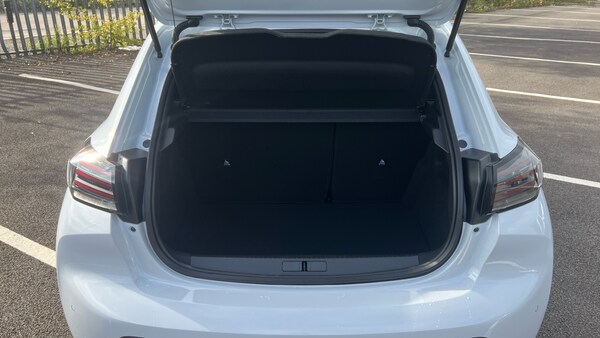 Used Peugeot 208 2025 for sale - 76219636: Photo 4