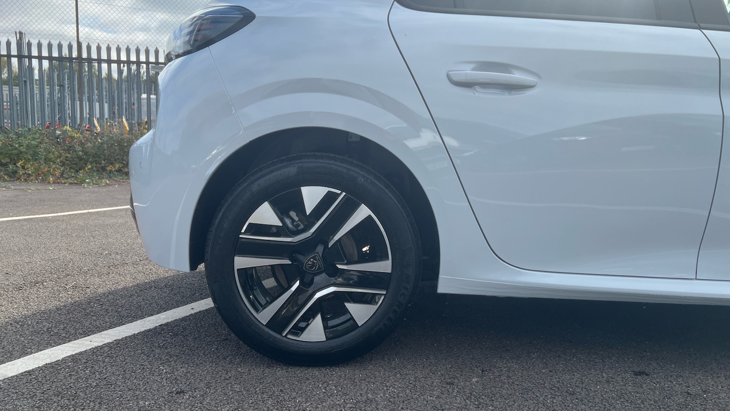 Used Peugeot 208 2025 for sale - 76219636: Photo 7