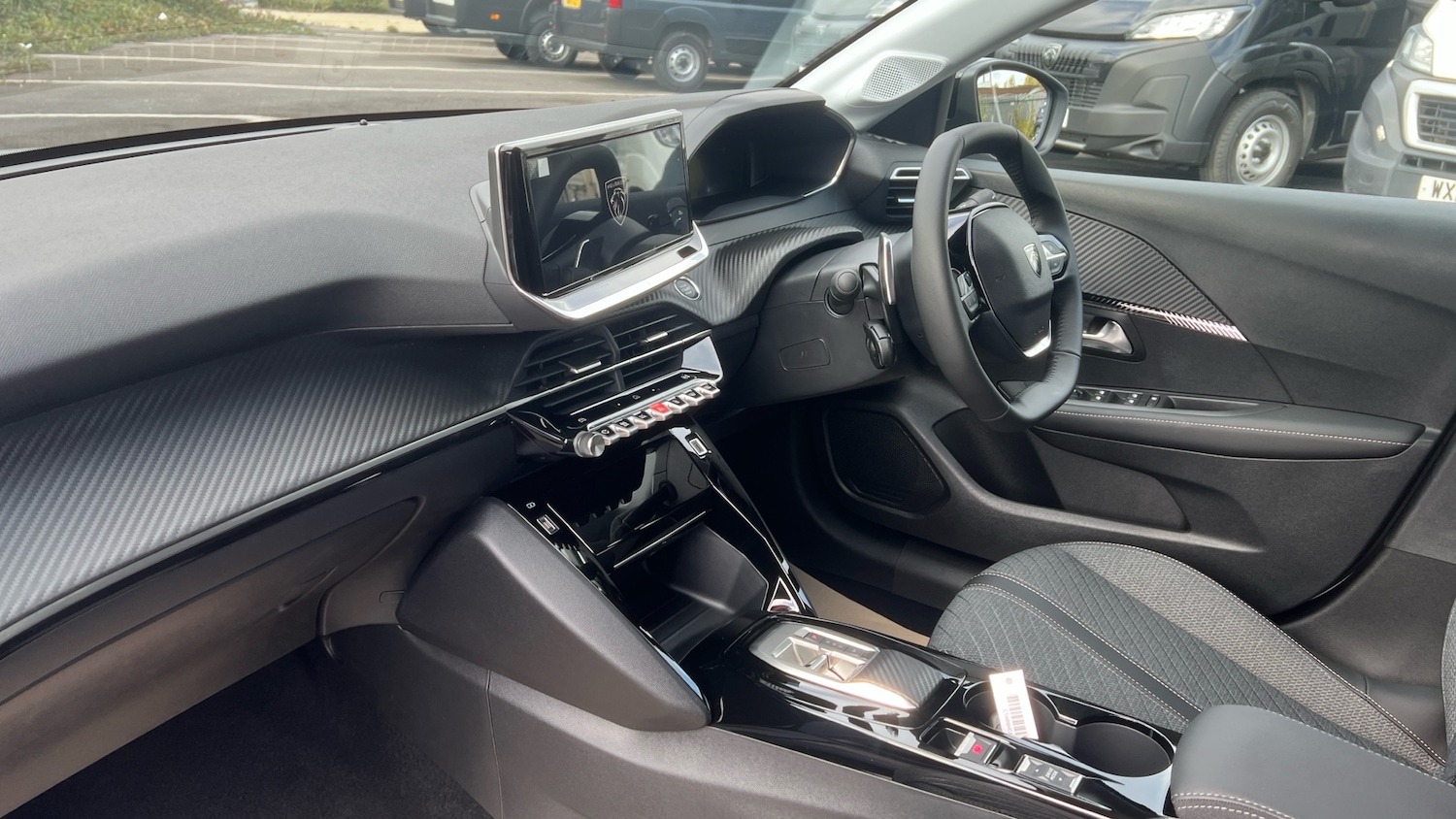 Used Peugeot 208 2025 for sale - 76219636: Photo 9