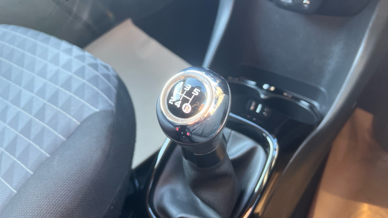 Used Peugeot 108 2022 for sale - 76638553: Photo 13