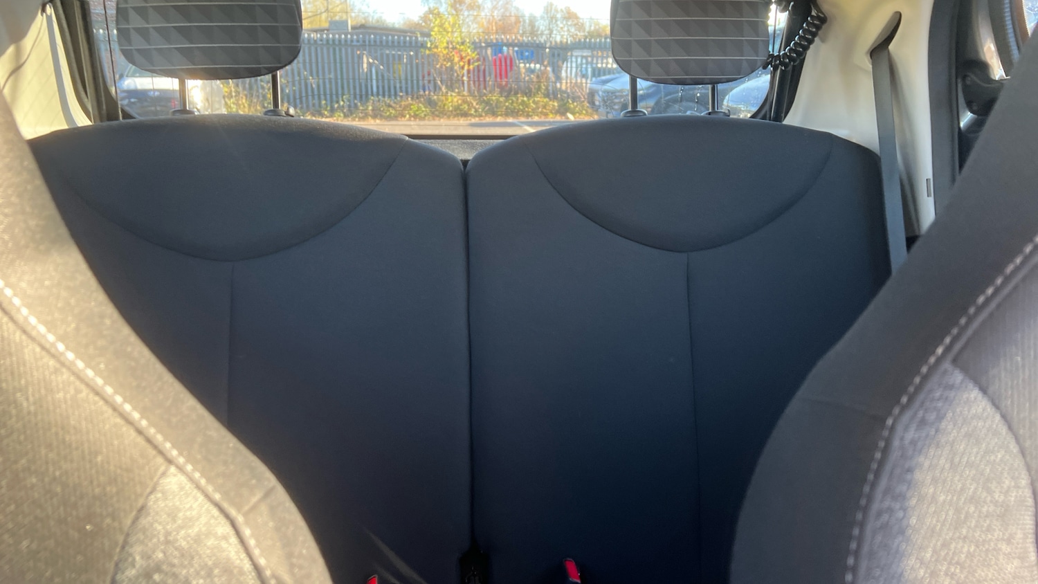 Used Peugeot 108 2022 for sale - 76638553: Photo 15