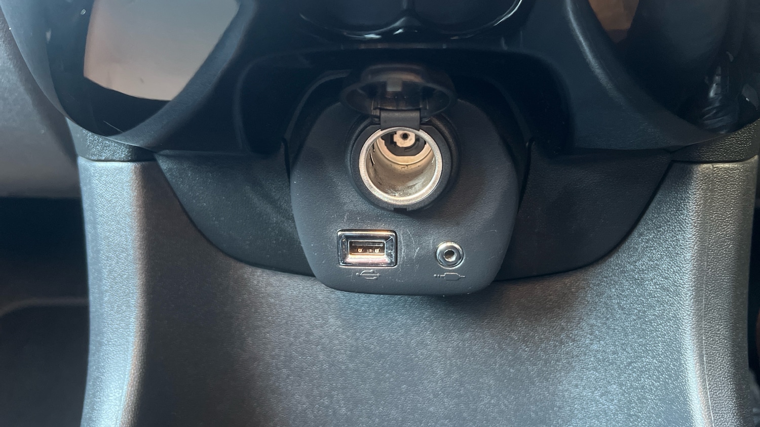 Used Peugeot 108 2022 for sale - 76638553: Photo 38