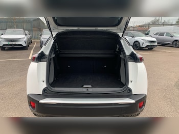 Used Peugeot 2008 2022 for sale - 78040190: Photo