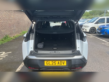 Used Peugeot 5008 2025 for sale - 78745943: Photo