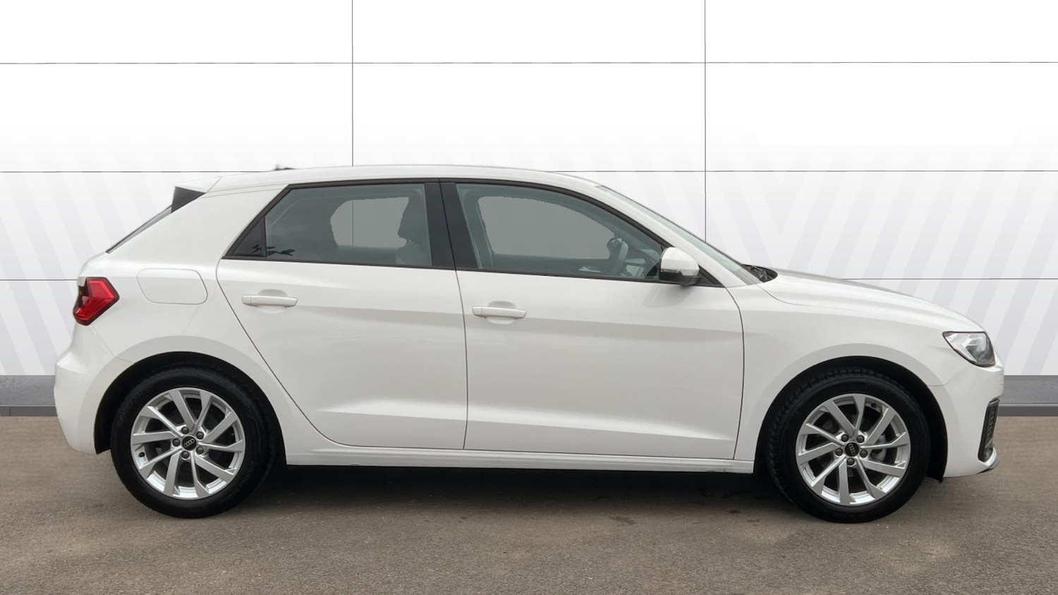 Used Audi A1 2024 for sale - 77988989: Photo 5