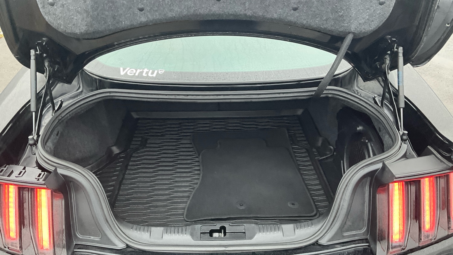 Used Ford Mustang 2016 for sale - 77379062: Photo 4